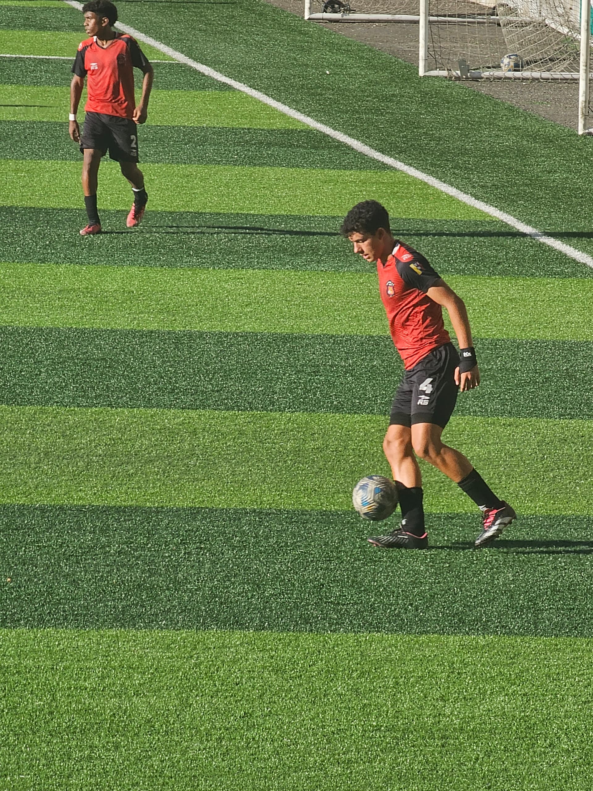 Ricardo Ortiz posando